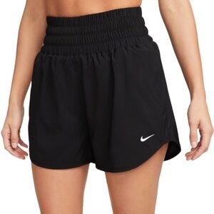 Women's Nike Dri-FIT One Ultra High-Waisted Shorts Large Black
